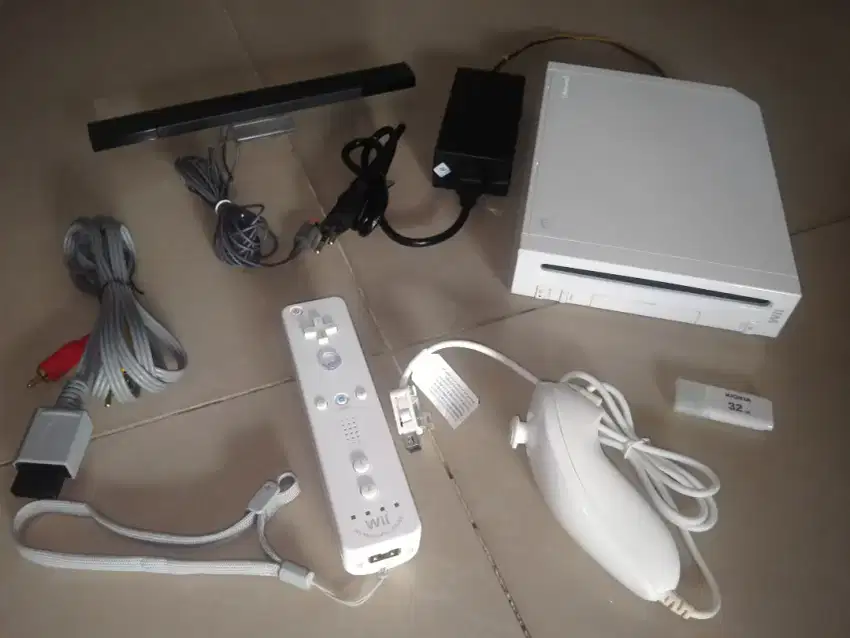 Nintendo Wii Include  Games di Flashdisk