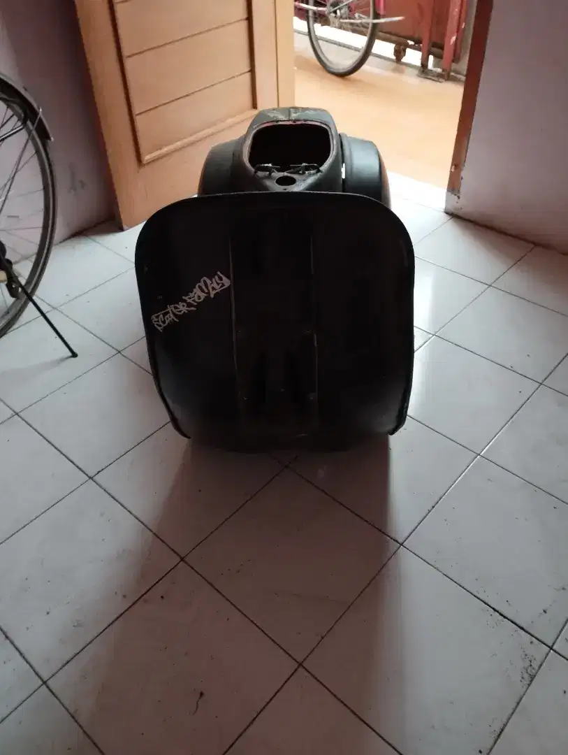 Body vespa th 1985 plus bpkb