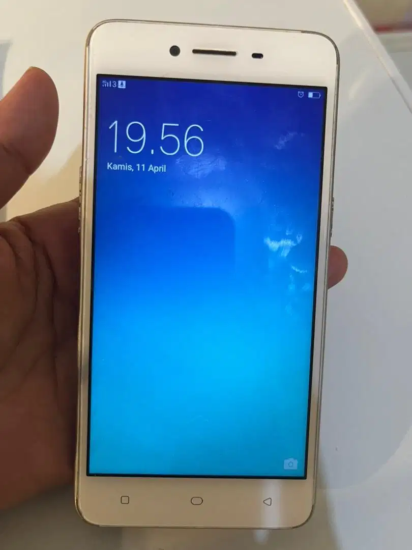 DIJUAL HP OPPO A37F BATANGAN BERFUNGSI BAGUS