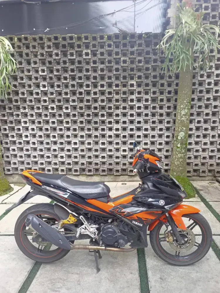 DIJUAL MULUS MX KING PEMAKAIAN PRIBADI MESIN HALUS