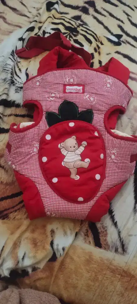 Dijual gendongan depan bayi 50rb