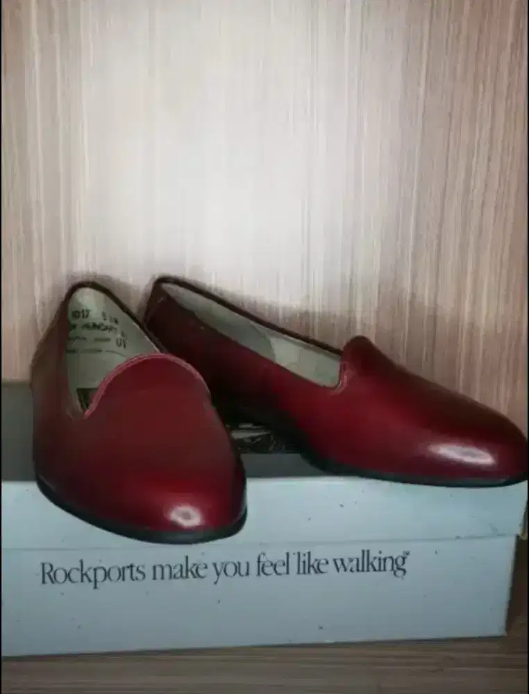 Rockport leather pums wanita