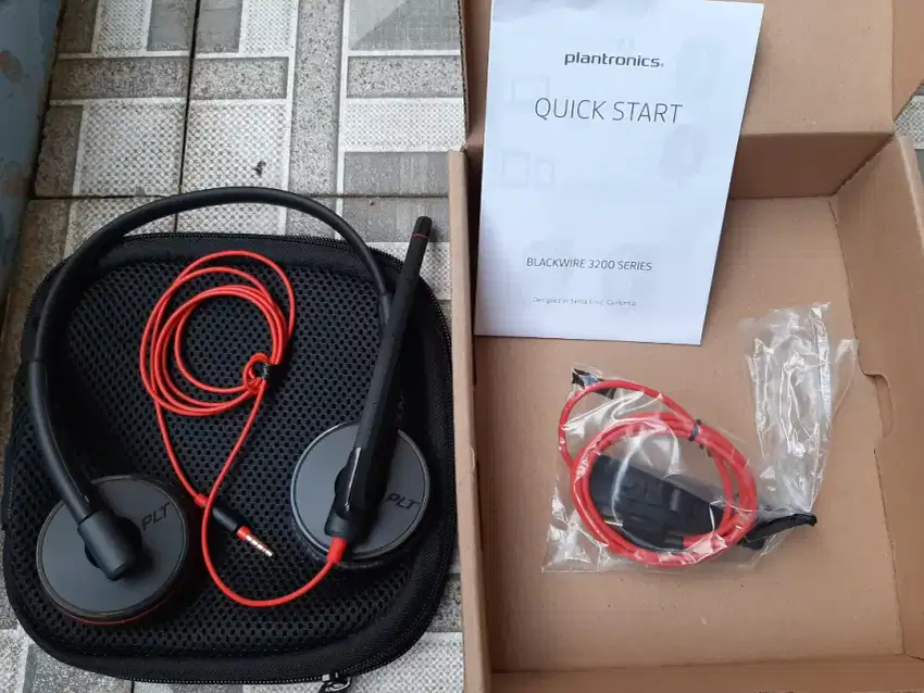 New Headset/Handsfree Plantronics Blackwire 3225 Original