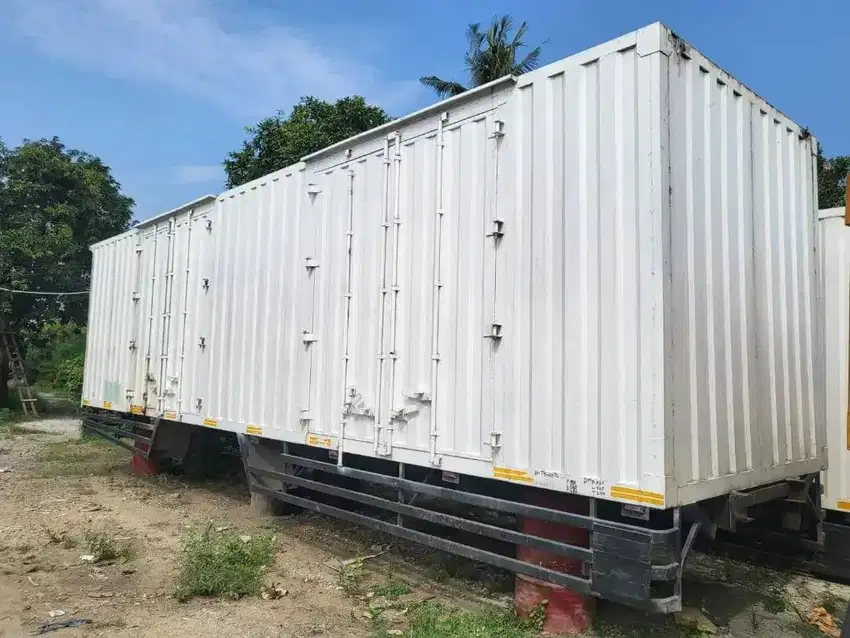 MURAH Box besi tronton 6x2 MItsubishi Fuso Fighter X bok Super Long