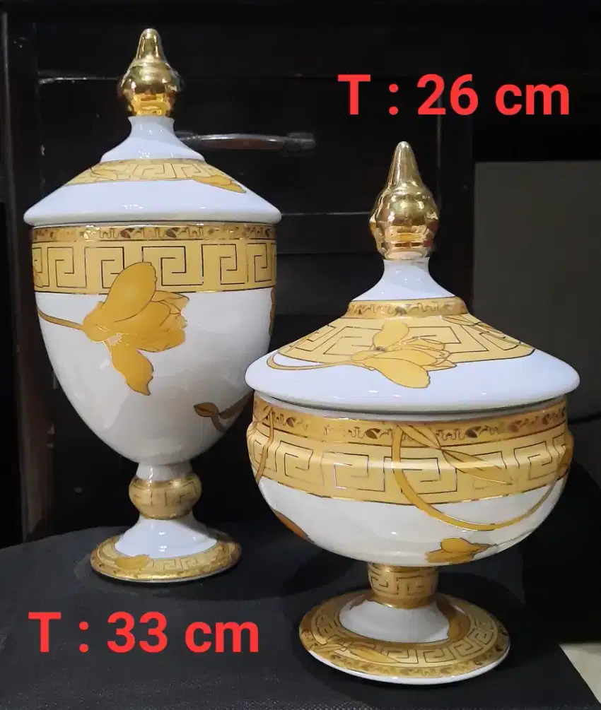 TOPLES PERMEN PORCELAIN