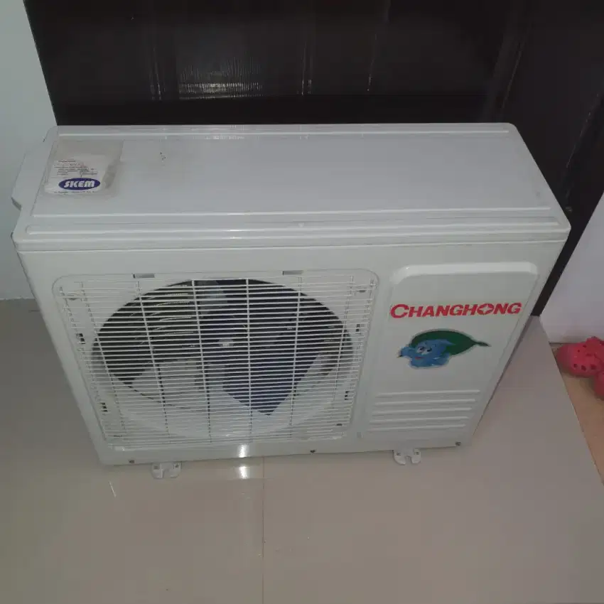 Second Ac Outdoor Changhong 1pk ( Freon R32)