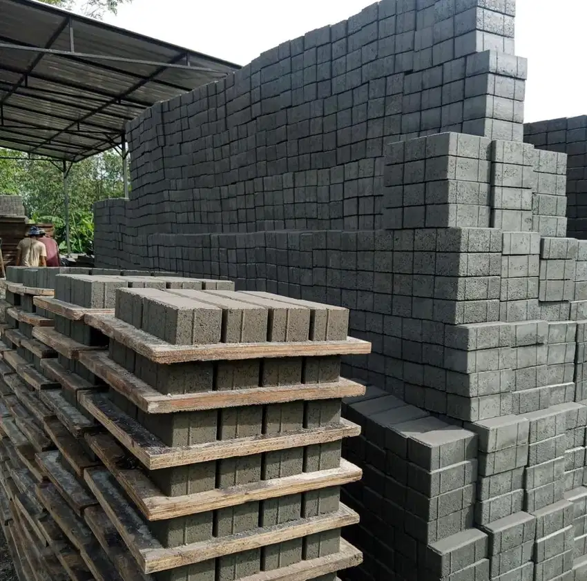 Kanstin Konblok paving block uditch box culvert buis beton udit mzxcv’