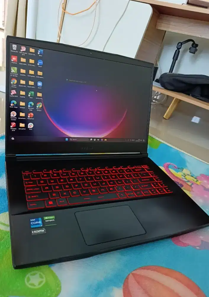 Laptop Gaming MSI CORE I7 GEN 11 NVIDIA RTX3050 - Komputer - 919167386