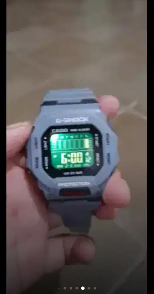 Jam tangan pria