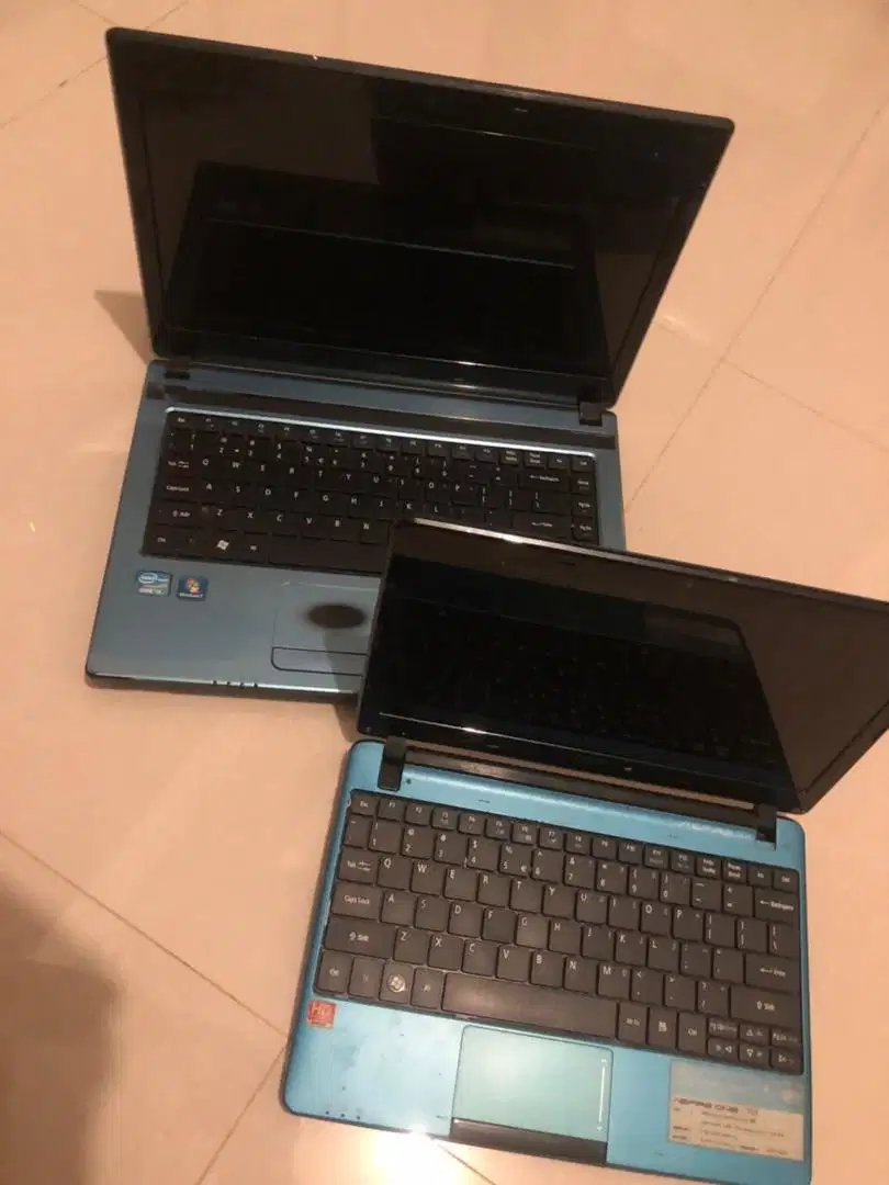 Laptop acer core i3 dan note book  accer aspire one