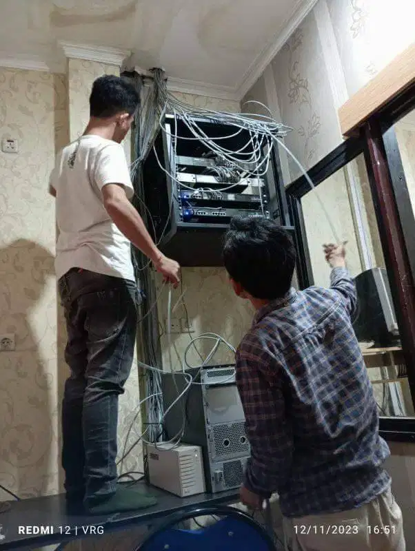 Service Install Panggilan Laptop PC Komputer Server WIFI LAN CCTV PABX