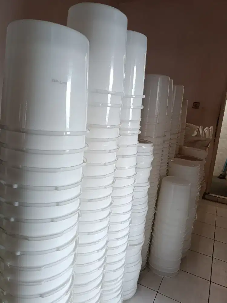 Ember es krim, ember cupang, ember tanaman,  ember serba guna.