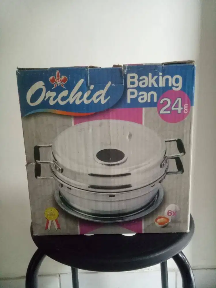 Baking Pan 24cm Orchid Plus tutup lengkap dus