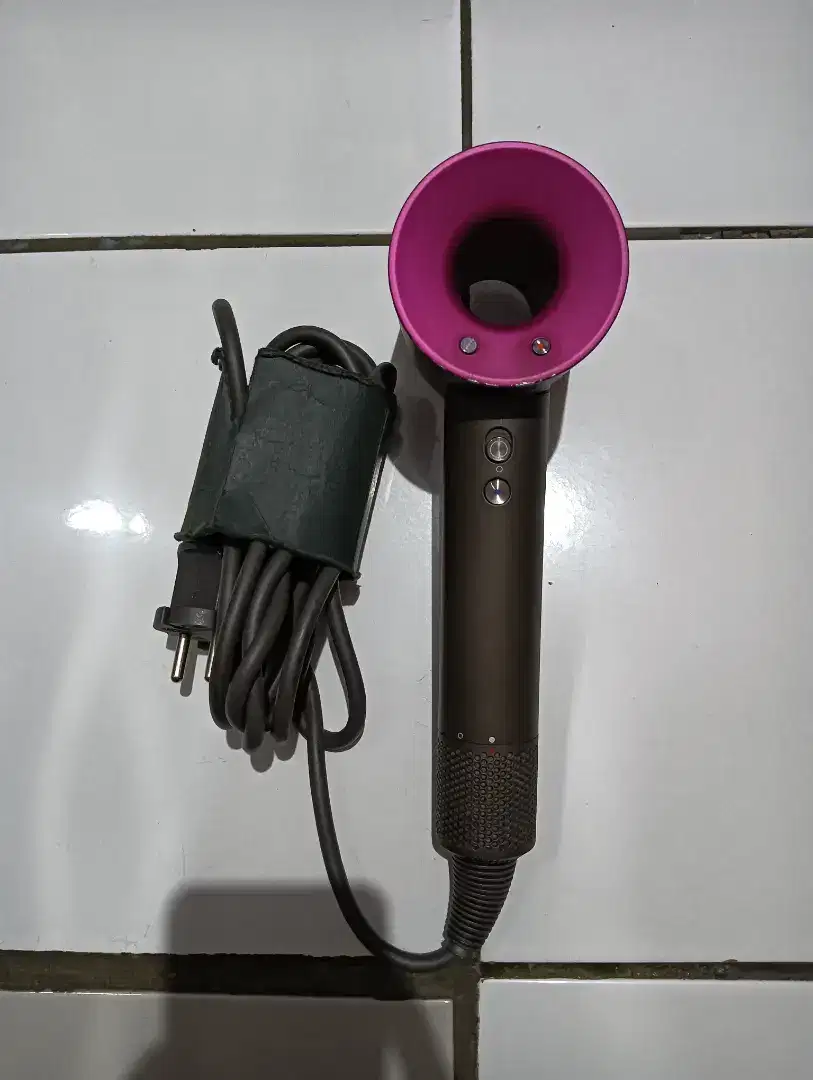Dijual Hair drayer Dyson Supersonic 1600watt