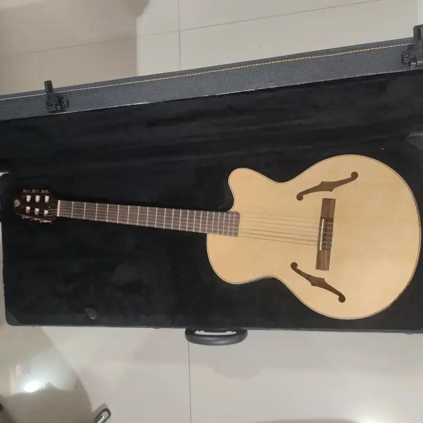 Disc 20% Baru Jual Gitar Classic Electric Handmade Italy