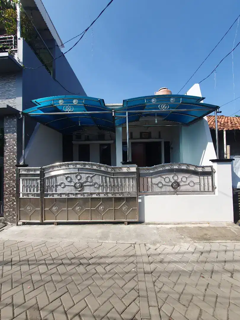 Dijual rumah di Irigasi sipon gondrong kota tangerang