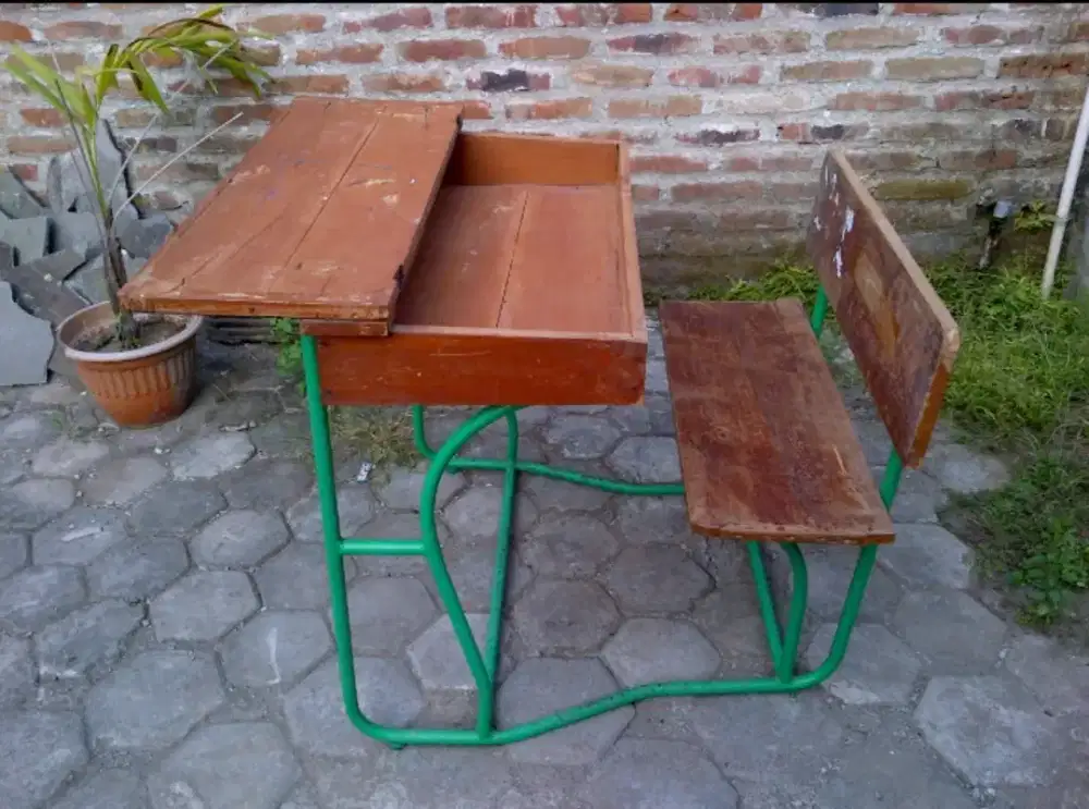 Meja Belajar Jadul Antik