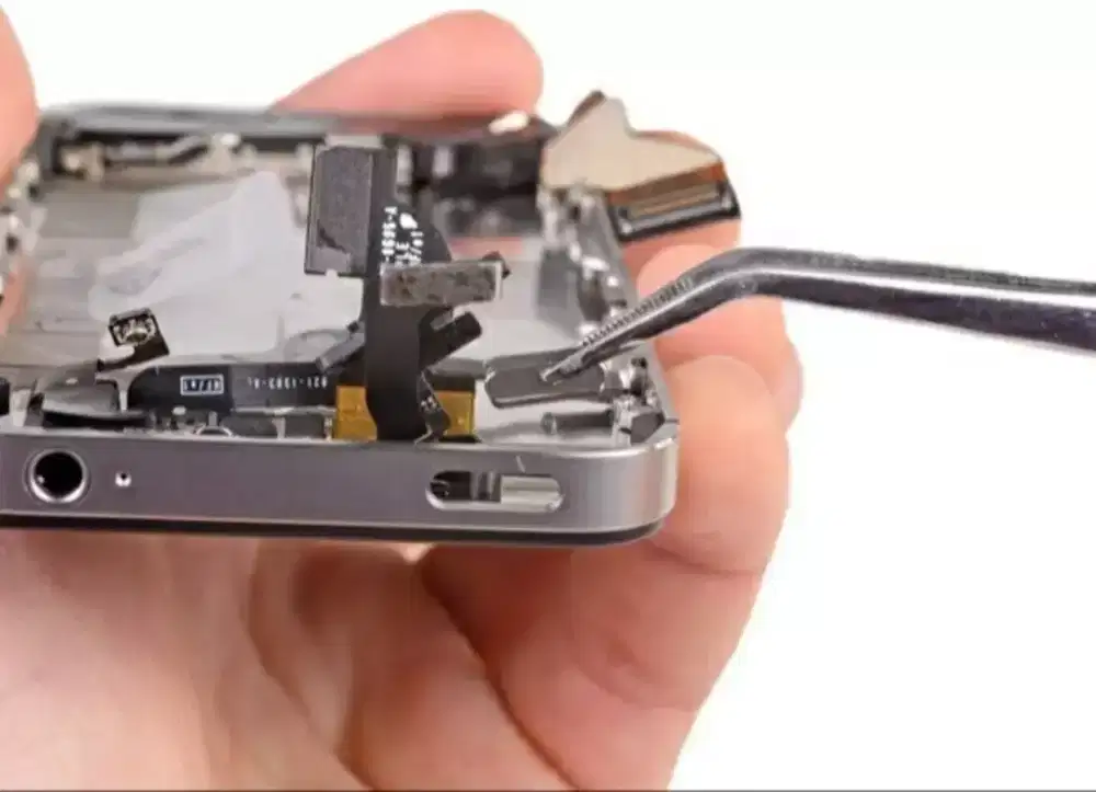 GANTI KAMERA IPHONE TIPE KOMPLIT YOGYA HOME SERVICE