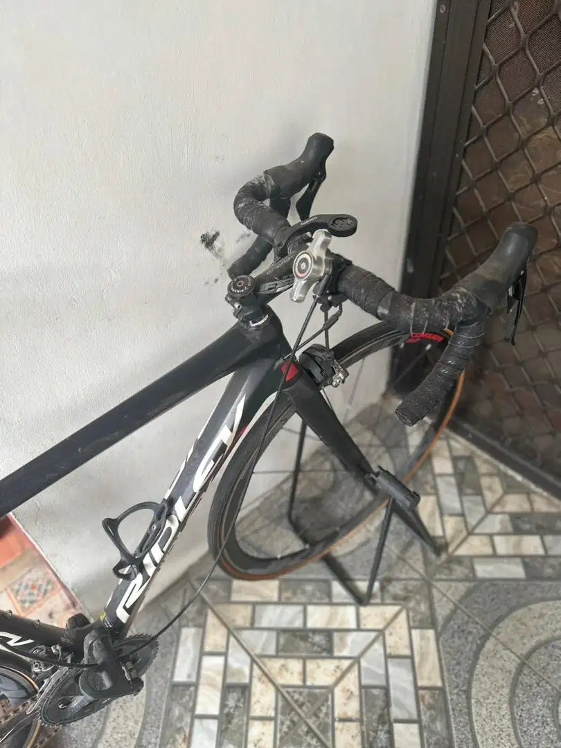 Sepeda Ridley Fenix