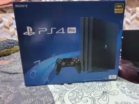 Jual PS 4 PRO 1TB ORI CUH-7218B (4K) Terbaru/Tertinggi