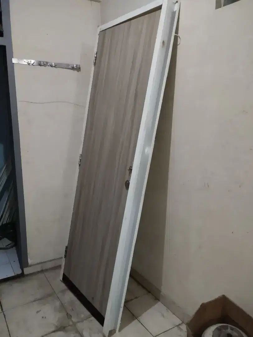 Pintu Kamar Kusen Aluminium Ukuran 210 x 82 Cm