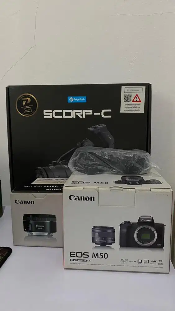 CAMERA CANON EOS M50 + Gimbal
