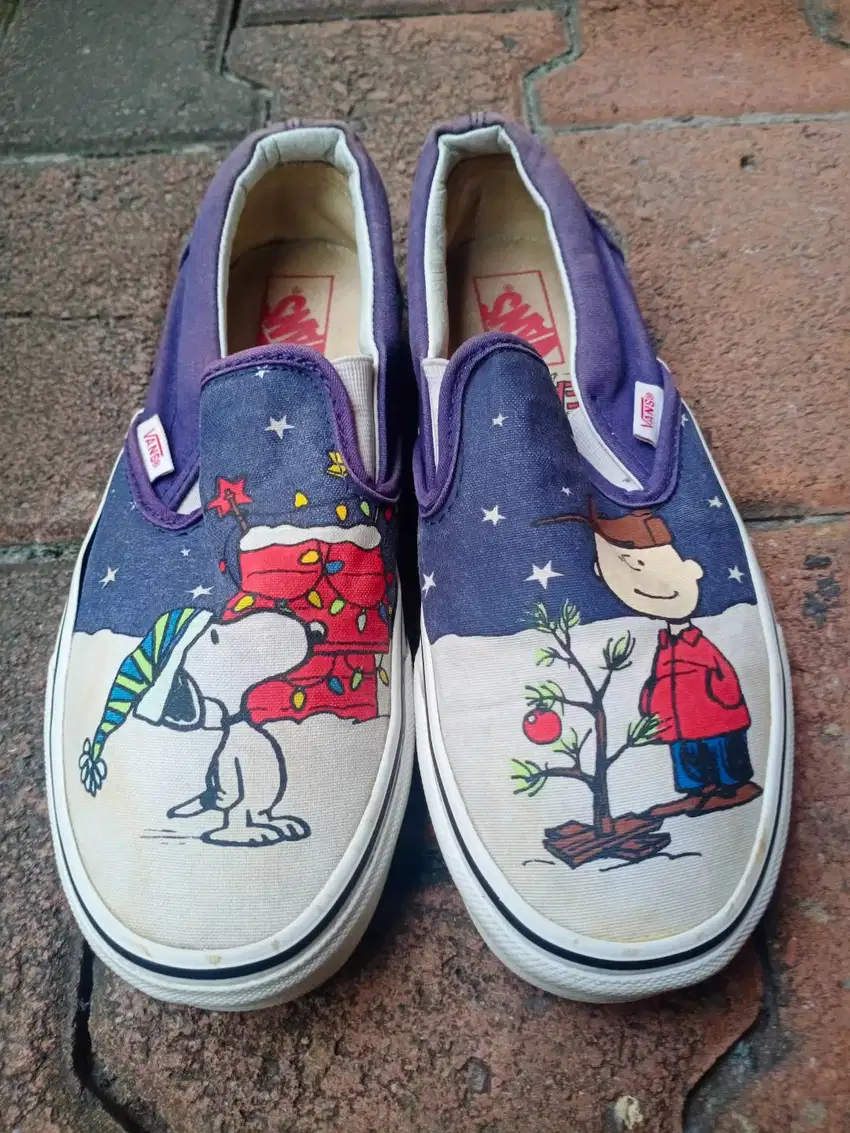 Sepatu Vans slip on snoopy original