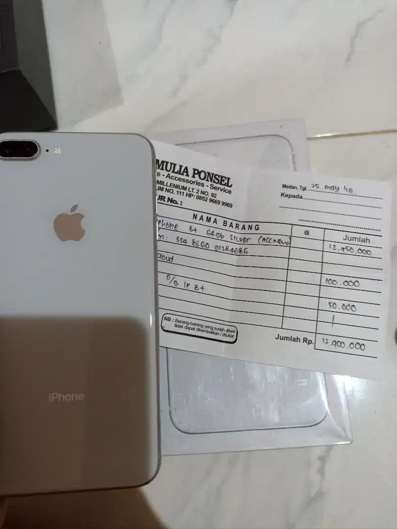 iPhone 8 plus 64gb silver