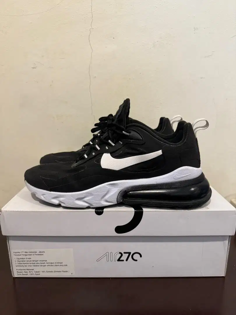 Nike Air Max 270 React
