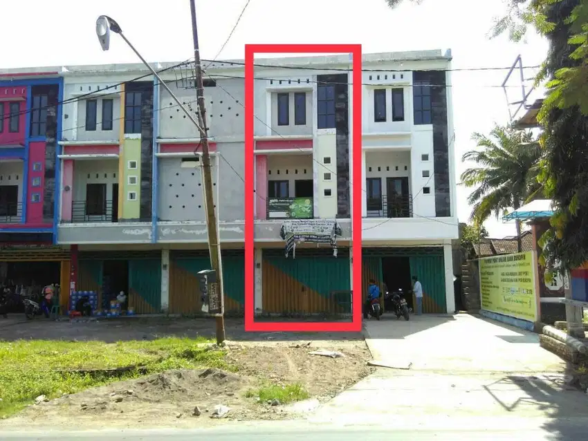 Disewakan Ruko 3 lantai Samping Dealer XL Lombok Tengah