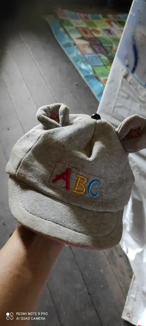 Topi balita warna Abu 2