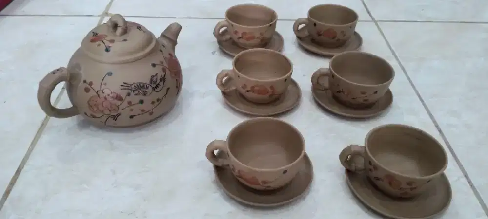 Tea set cina  bahan seperti tanah liat