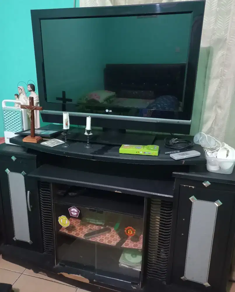 DIJUAL CEPAT BUFET TV