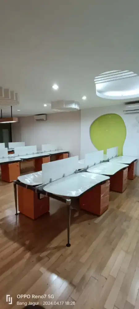 Meja kantor workstation 2nd