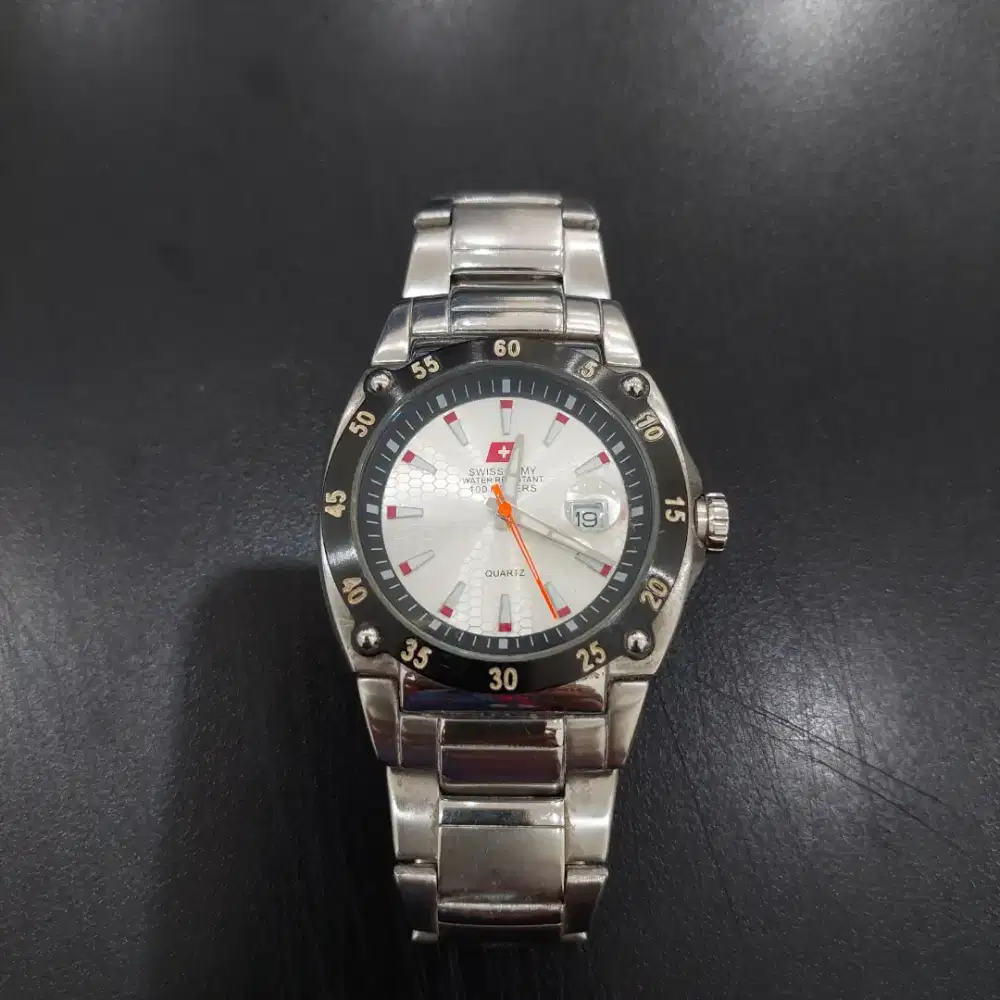 Jam Tangan Swiss Army