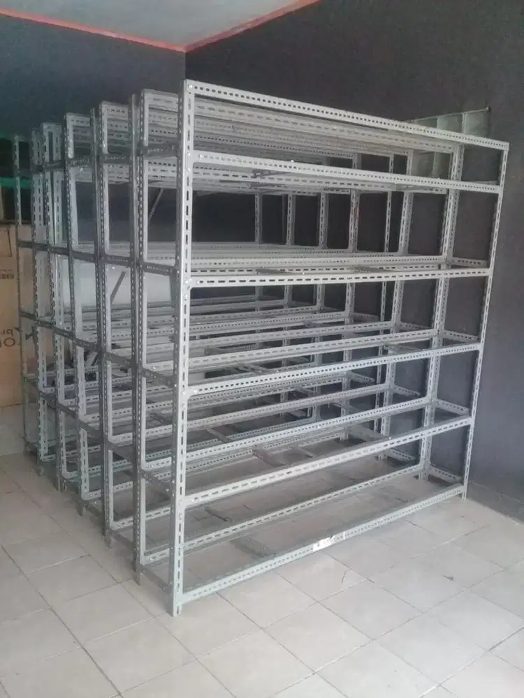 Rak Besi Etalase Toko Serbaguna T.200 x P.200 x L.32 Cm tebal 2mm