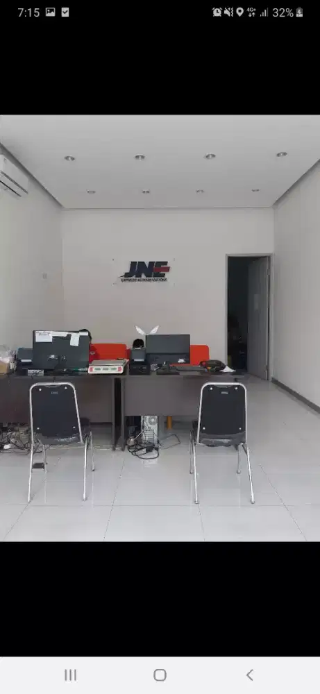 DIBUTUHKAN SEGERA ADMIN JNE