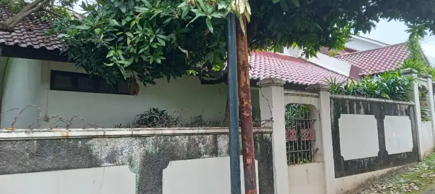 Rumah bagus  di cinere