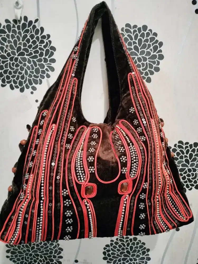 Tas cantik bahan velvet bludru