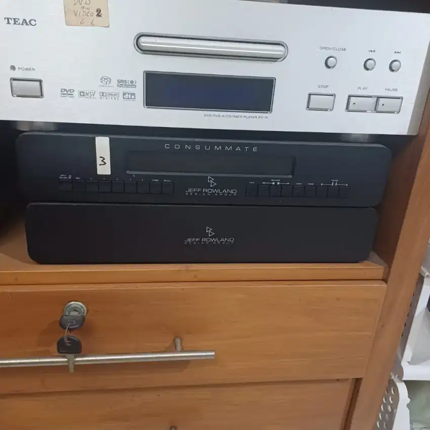 Jeff rowland consumate pre amp
