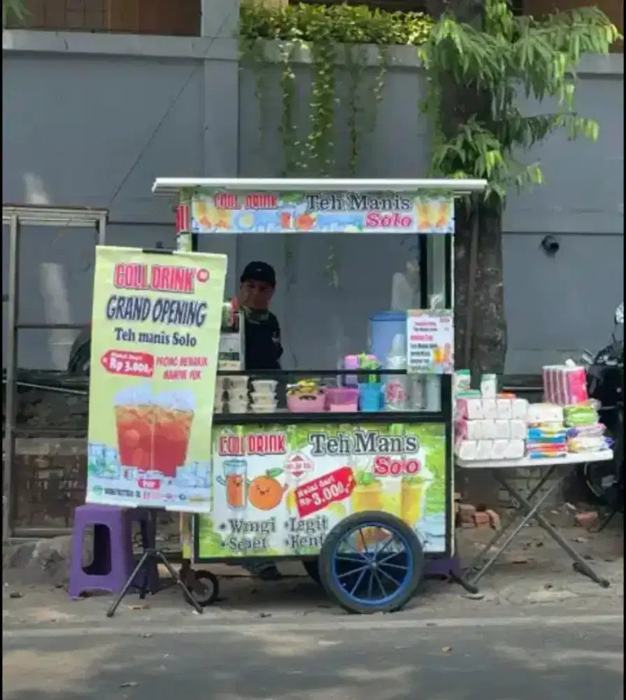 DI CARI JAGA BOOTH TEH SOLO