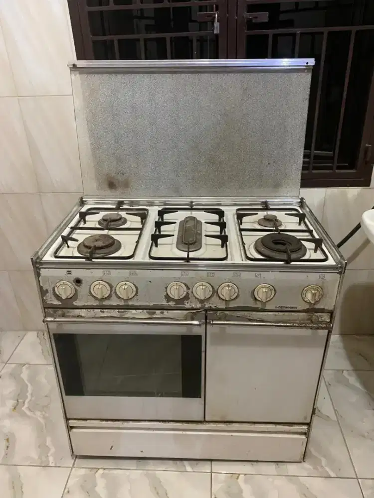 Lagermania stove and oven