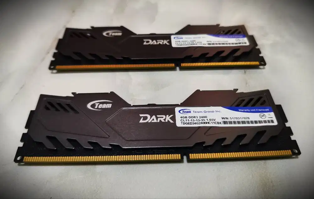 Team DARK PC DDR3 KIT 8GB (2 x 4GB) PC3-2400MHz