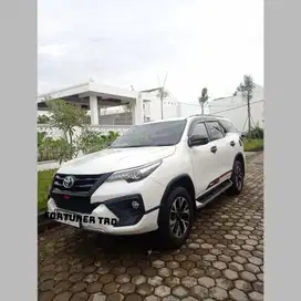 Toyota Fortuner 2019 Diesel A/T VRZ TRD Sportivo Putih Istimewah