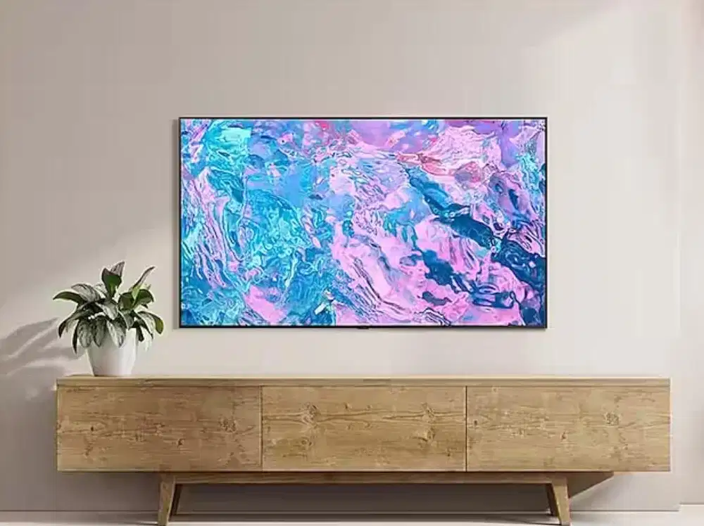 Samsung 43 Crystal UHD CU7000 4K Smart TV (2023)