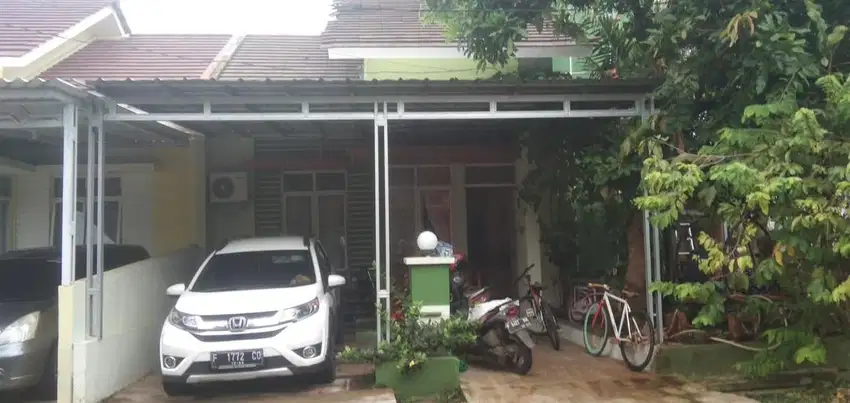 Rumah Hoek Di BCC Dalam Cluster Hadap Selatan ( Asri )