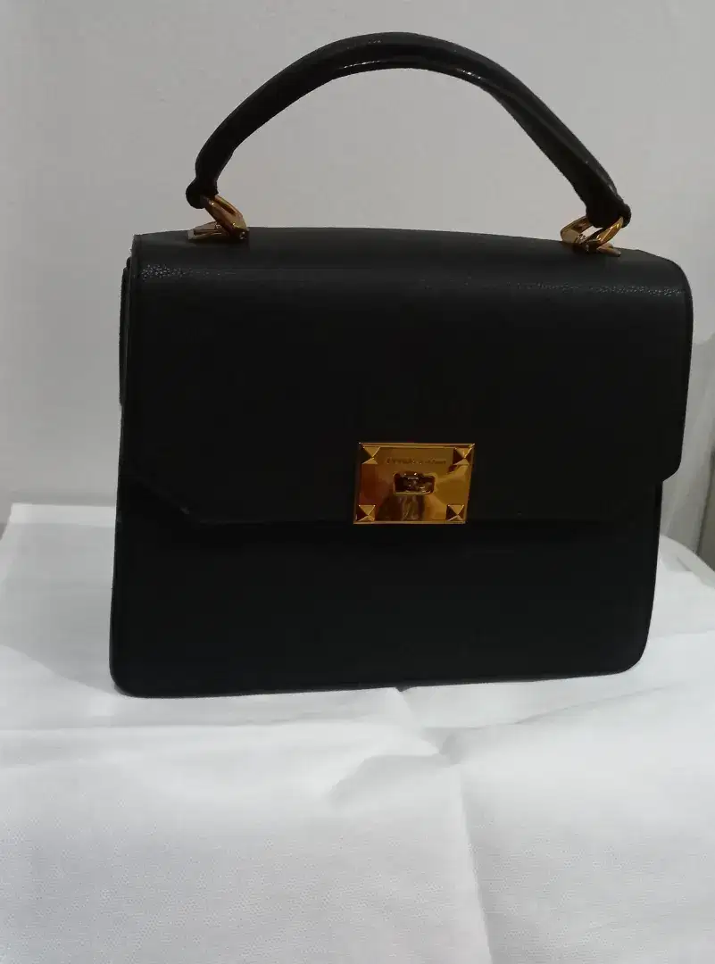 tas charles & keith original