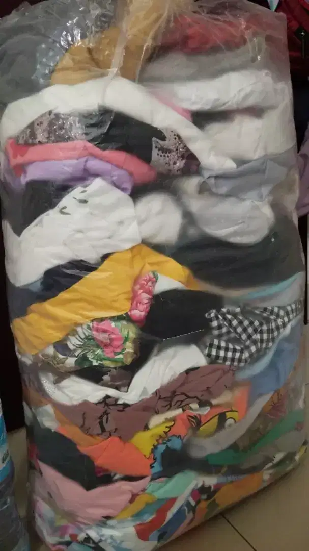 Baju wanita dewasa
