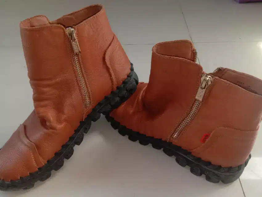 JUAL MURAH SEPATU BOOTS BRANDED