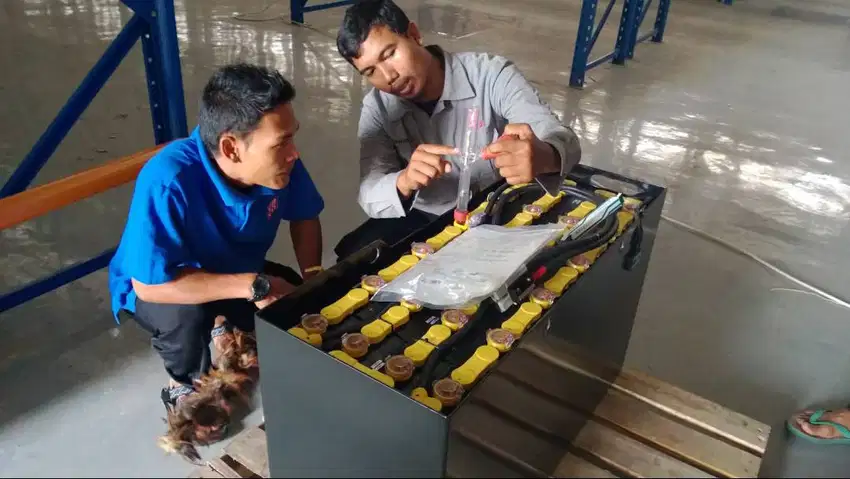 Battery Forklift GS YUASA Harga Murah Terlaris